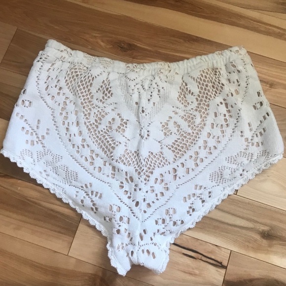 Spell White Lace Women Shorts - Picture 8 of 9